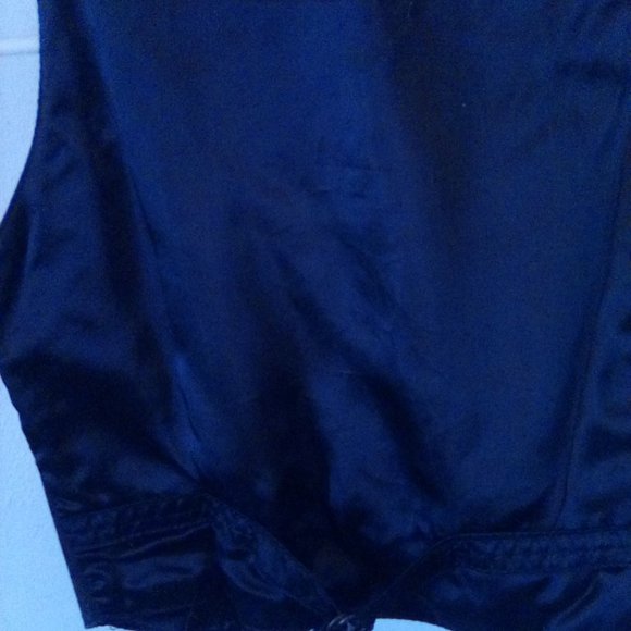 Bermans Ladies Black Leather Vest... - Picture 5 of 7